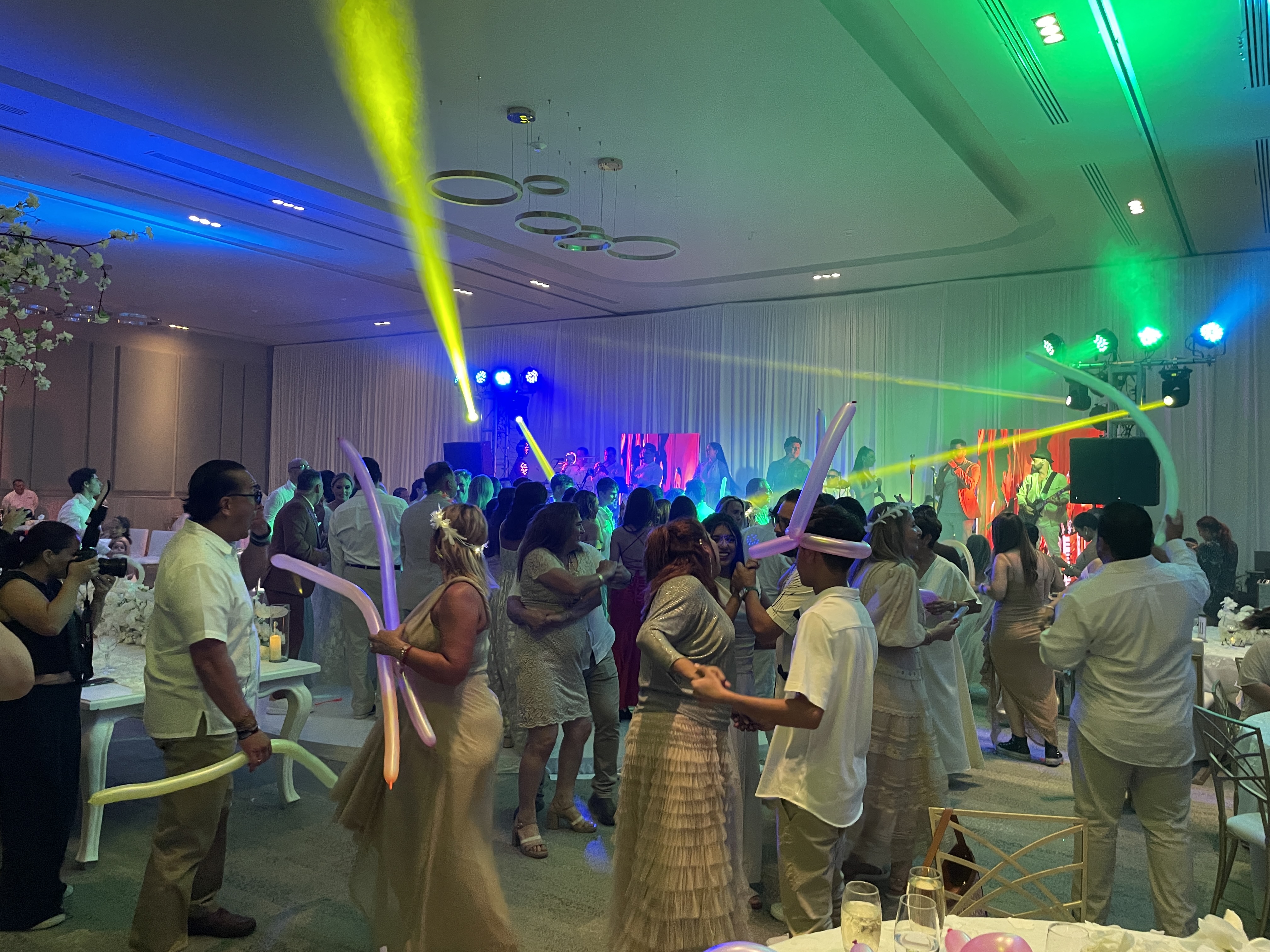 Banda musical para bodas en Cancun — Bodas Hotel Presidente