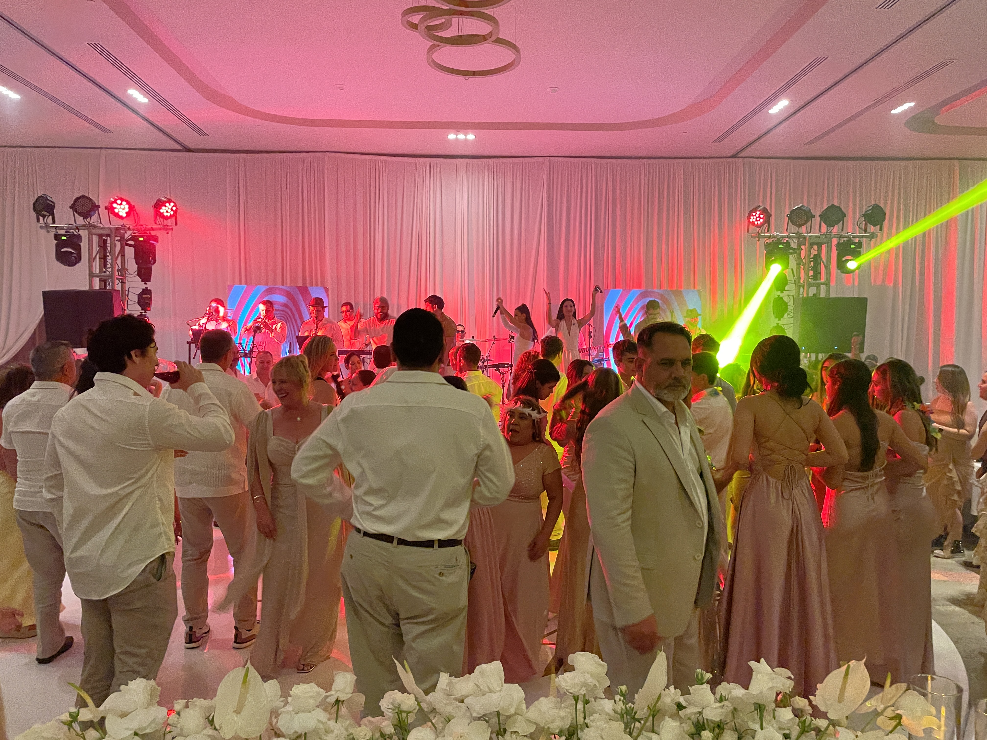 Banda musical para bodas en Cancun — Bodas Hotel Presidente