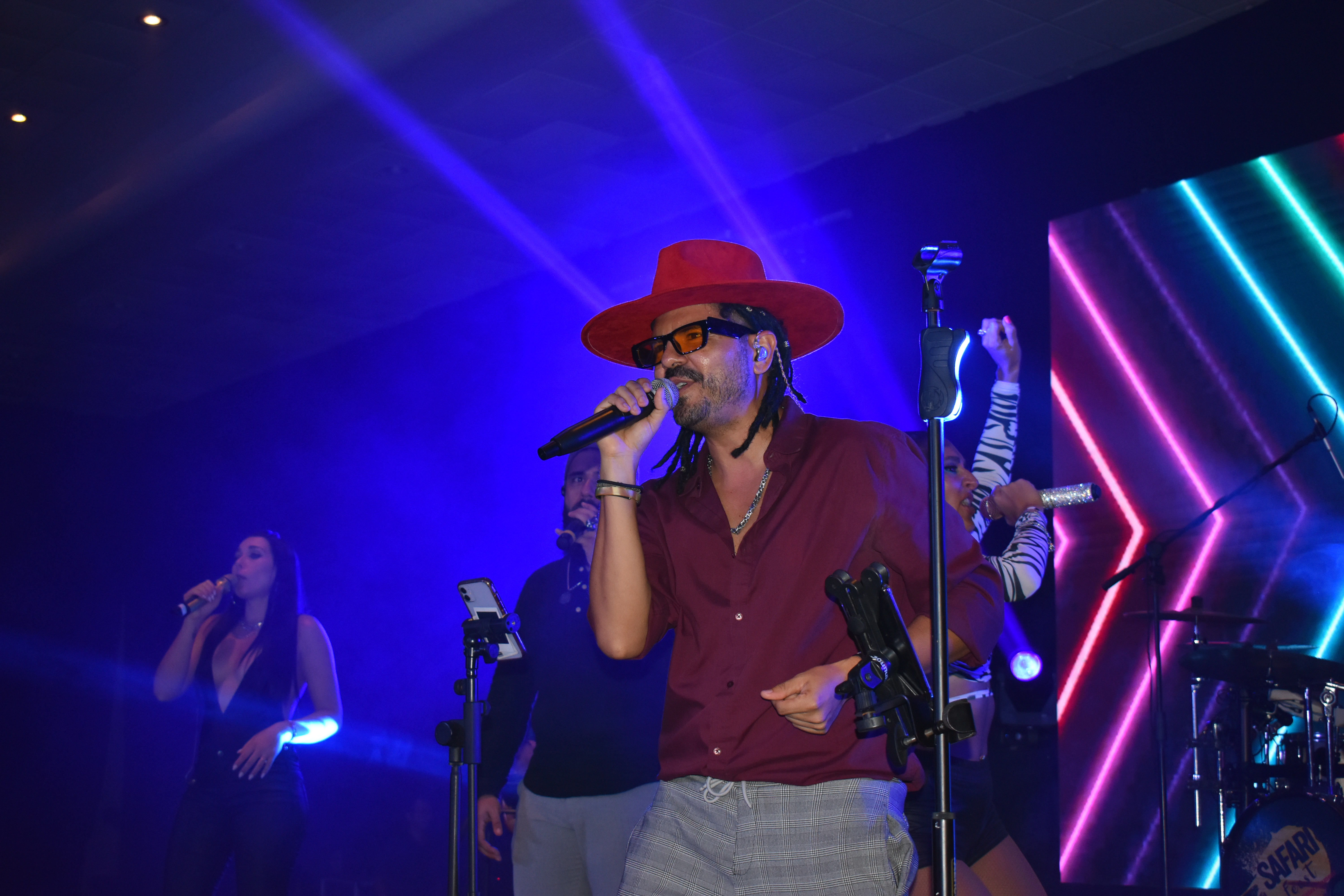 Grupos musicales para convenciones en Cancun — Convenciones Planet Hollywood