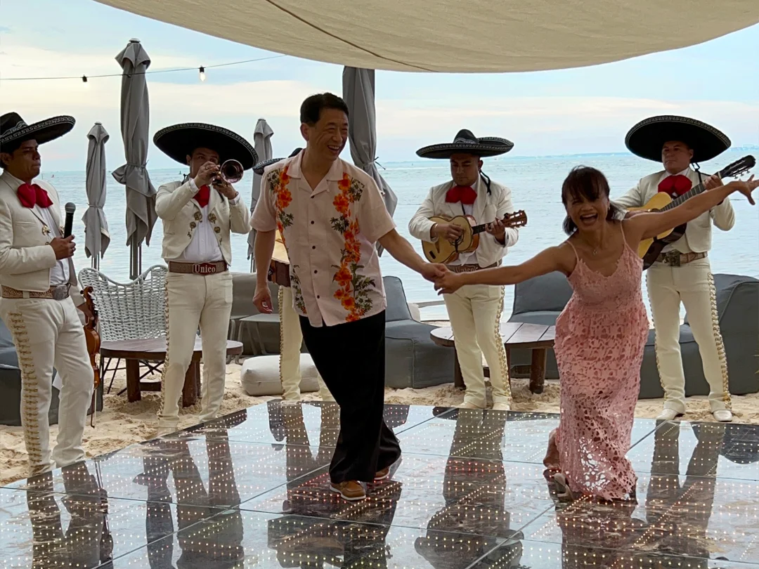 Mariachi en Cancún — Mariachi Bungalow Beach Cancun